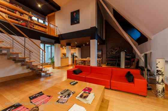 Продается пентхаус в посольском районе - тихий центр. Двухэтажная квартира (5 и 6 Рига