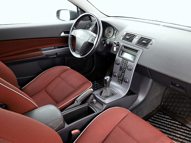 Volvo C30 Momentum 1.8 92kW Таллин - изображение 5