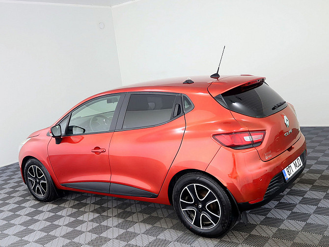 Renault Clio Comfort 0.9 66kW Таллин - изображение 4