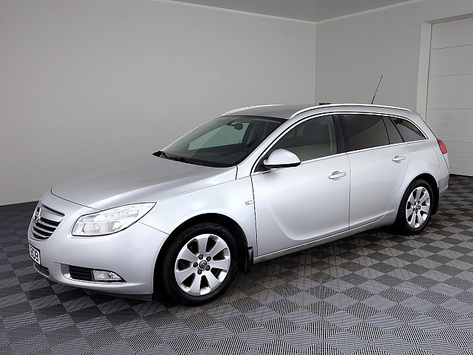 Opel Insignia Sports Tourer LPG 1.8 103kW Таллин - изображение 2