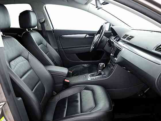 Volkswagen Passat Highline ATM 1.4 110kW Таллин