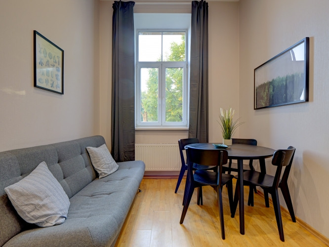 Izīrē īstermiņā 2-istabu dzīvokli Rīgas centrā, Raiņa bulvārī 31  Dzīvoklis atrodas vienā no Rīgas p Рига - изображение 15