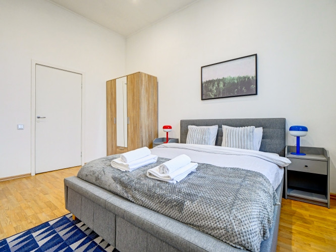 Izīrē īstermiņā 2-istabu dzīvokli Rīgas centrā, Raiņa bulvārī 31  Dzīvoklis atrodas vienā no Rīgas p Рига - изображение 12