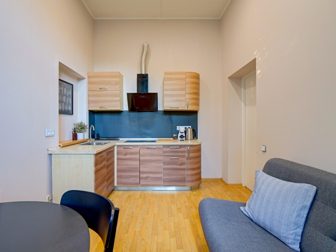 Izīrē īstermiņā 2-istabu dzīvokli Rīgas centrā, Raiņa bulvārī 31  Dzīvoklis atrodas vienā no Rīgas p Рига - изображение 7