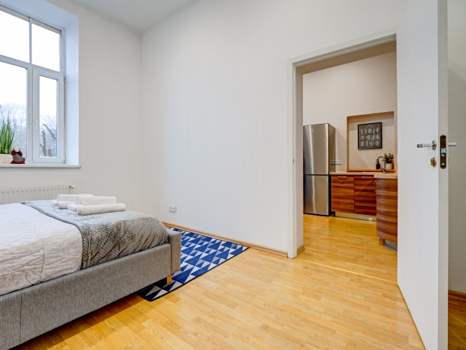 Izīrē īstermiņā 2-istabu dzīvokli Rīgas centrā, Raiņa bulvārī 31  Dzīvoklis atrodas vienā no Rīgas p Рига - изображение 14