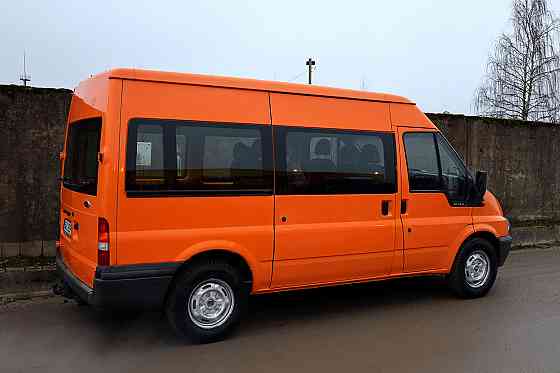 Ford Transit 330M Kombi Passenger 2.4 TDCi 66kW Tallina