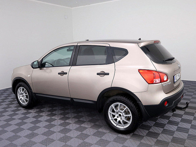 Nissan Qashqai Comfort ATM 2.0 104kW Tallina - foto 4