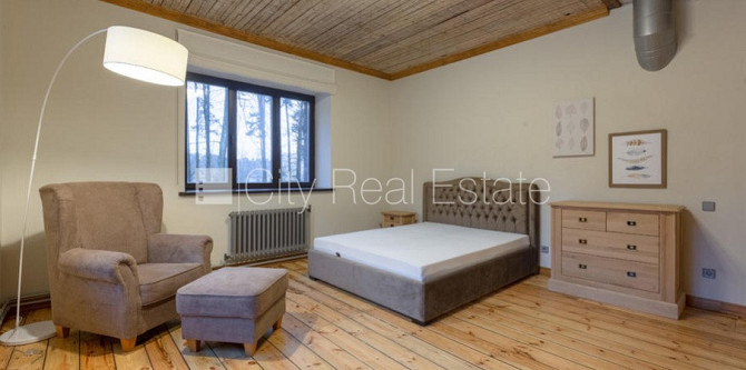 Privātmāja, labiekārtota apzaļumota teritorija, iežogota teritorija, vieta vairākām Rīga - foto 5