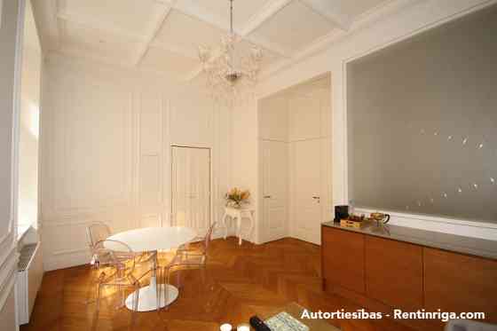 Сдаются в аренду эксклюзивная квартира  в районе посольств, уникальная Рига