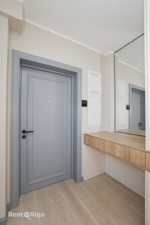 Funkcionāli pārdomāts un moderns dzīvoklis Rīgas vēsturiskajā centrā.  Piedāvājumā ir Rīga - foto 8