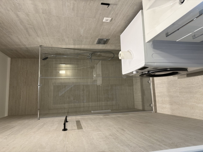 Izīrē 2-istabu dzīvokli renovētā ēkā!  Lauvas 7 ir viens no elegantākajiem renovētajiem Rīga - foto 8