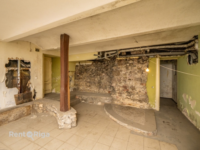 Sausas mākslinieku darbnīcas telpas perspektīvā lokācijā!  +Liela gājēju un auto plūsma; Rīga - foto 6