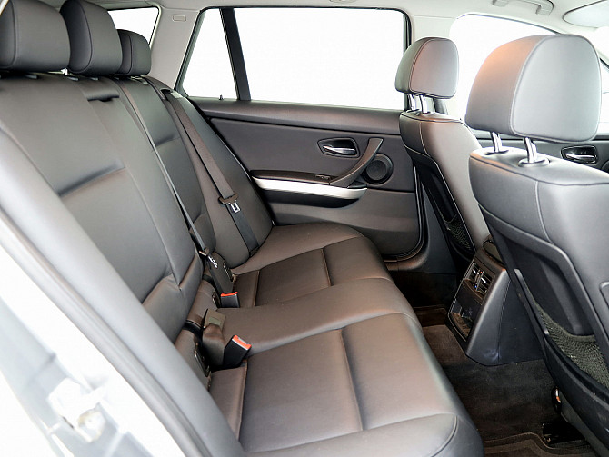 BMW 318 Touring Facelift 2.0 D 100kW Tallina - foto 7