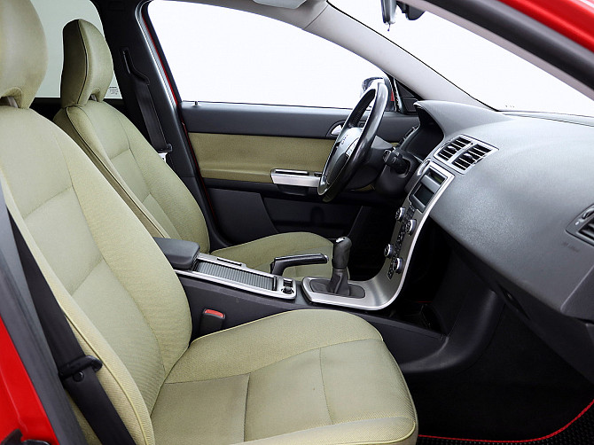 Volvo V50 Momentum Facelift 1.6 D4 80kW Tallina - foto 6