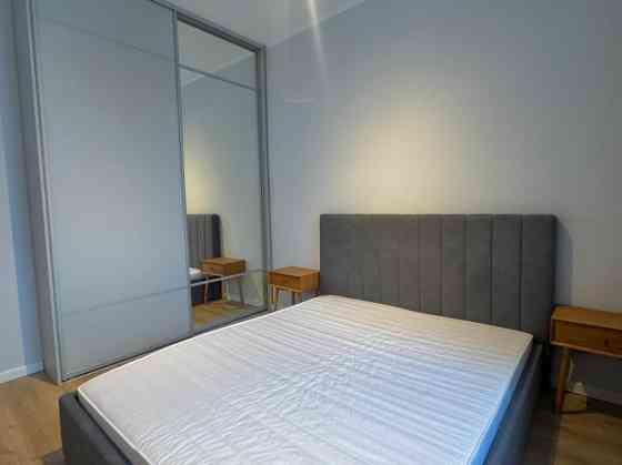 Меблированная 2-комнатная квартира в активном центре  Сдаётся элегантная и Rīga