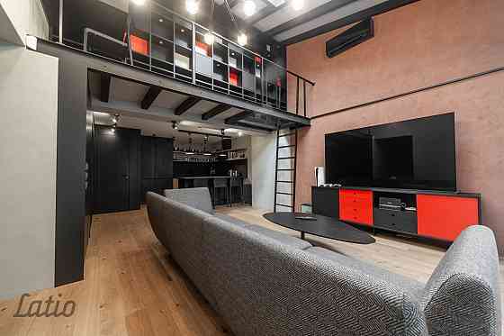 Ilgtermiņa īrei tiek piedāvāts unikāls un īpaši plašs dzīvoklis Rīgas centrā  Artilērijas ielas klus Rīga