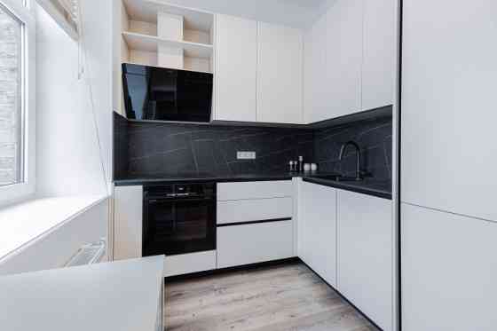 Эксклюзивная двухкомнатная квартира в тихом центра Риги  Редкое предложение: Рига