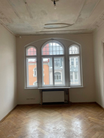 Продаётся элегантная квартира в полностью отреставрированном историческом Рига - изображение 2