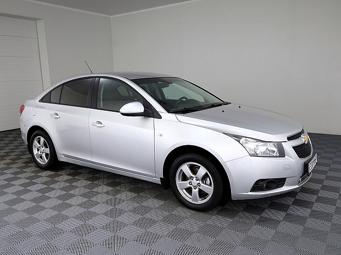 Chevrolet Cruze Comfort 1.8 104kW Таллин - изображение 1