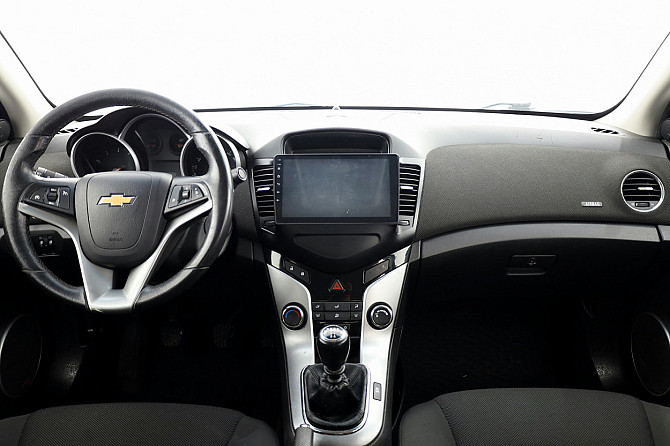 Chevrolet Cruze Comfort 1.8 104kW Таллин - изображение 5