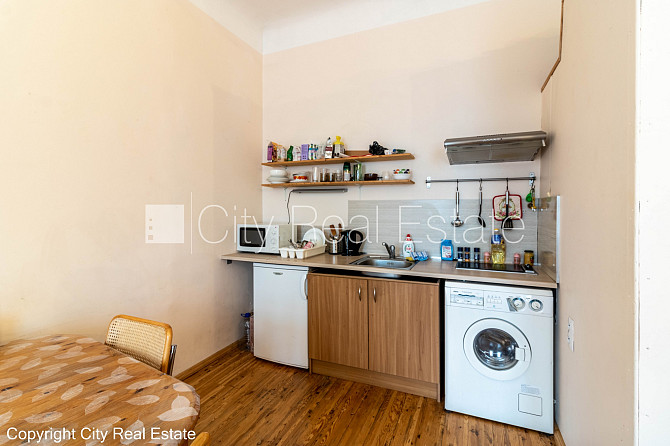 Jaunceltne, labiekārtots apzaļumots pagalms, garāža vienai automašīnai, ir lifts, balkons, Rīga - foto 8