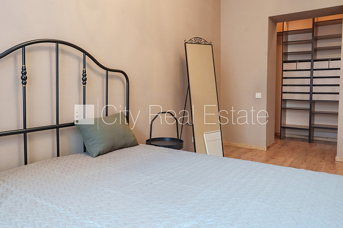 Renovēta māja, ieeja no ielas, luksuss apartamenti , logi vērsti uz pagalma pusi, studio tipa, Rīga - foto 14