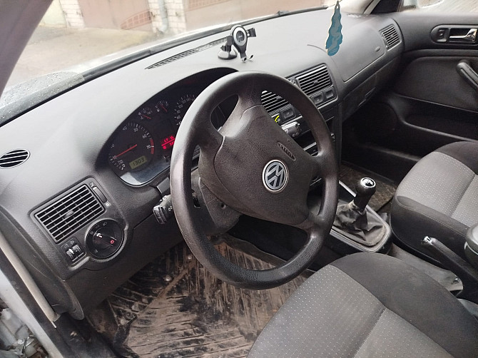 Продаю машину в связи с тем, что купил другую машину. Налог за 2025 год уплачен. Ходовая в... Rīga - foto 2