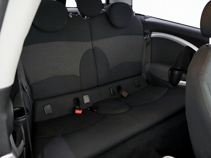 MINI Clubman Cooper D 1.6 D 80kW Таллин - изображение 7