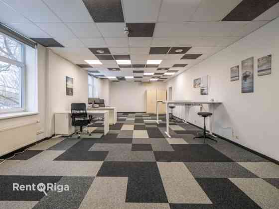Офисные помещения в аренду в бизнес-центре Mūkusalas  Сдаются в аренду офисные Rīga