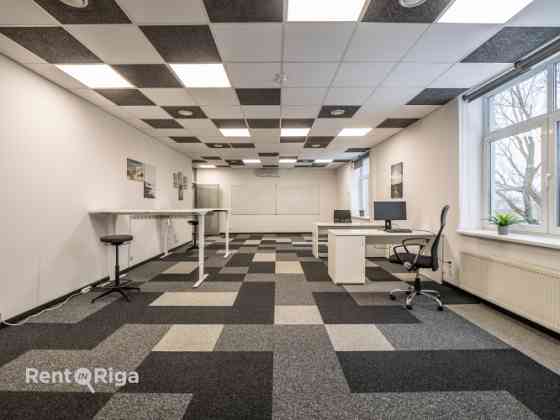 Офисные помещения в аренду в бизнес-центре Mūkusalas  Сдаются в аренду офисные Rīga