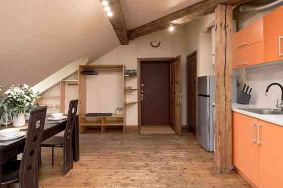 Просторная и полностью оборудованная квартира в Старом городе  Сдается Rīga