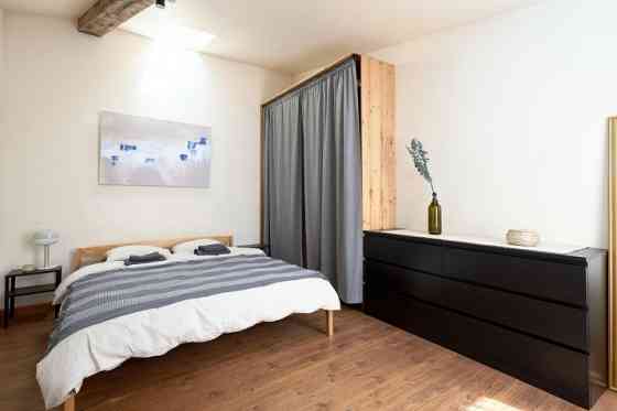 Просторная и полностью оборудованная квартира в Старом городе  Сдается Rīga