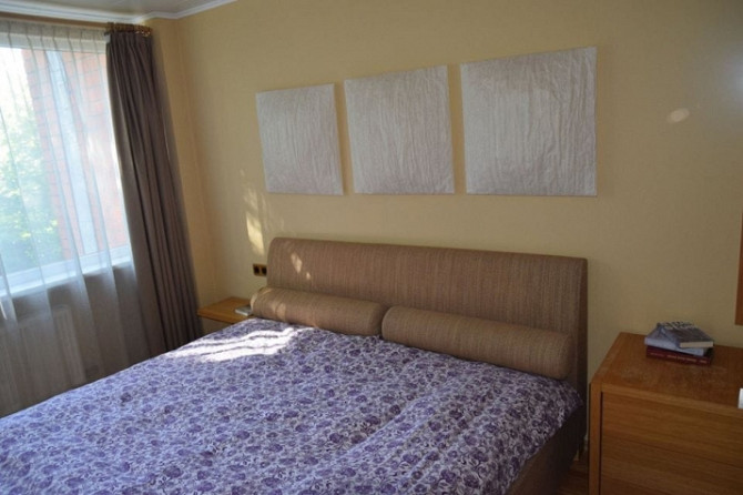 Izīrē 3 istabu dzīvokli Teikā ar garāžu!  Dzīvoklī 2 guļamistabas, kabinets un plaša Rīga - foto 4