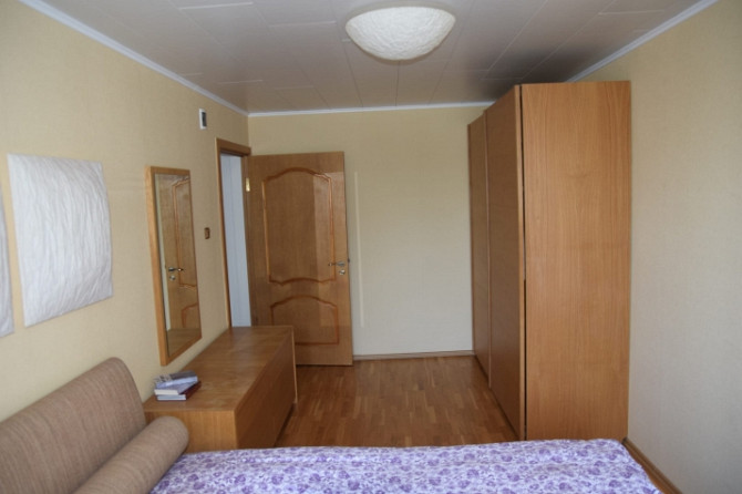 Izīrē 3 istabu dzīvokli Teikā ar garāžu!  Dzīvoklī 2 guļamistabas, kabinets un plaša Rīga - foto 5