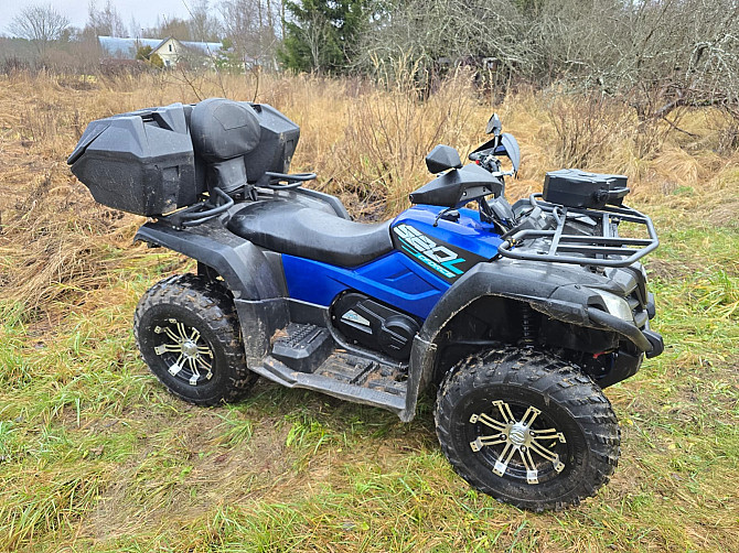 Продаю квадроцикл CFMOTO 520L. Стоит лебёдка, гидроусилитель, кофр, подогрев ручек, новый... Viļāni - foto 4