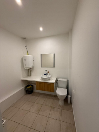 Сдаются в аренду помещения в очень активной локации. Светлые помещения с большой Рига - изображение 5