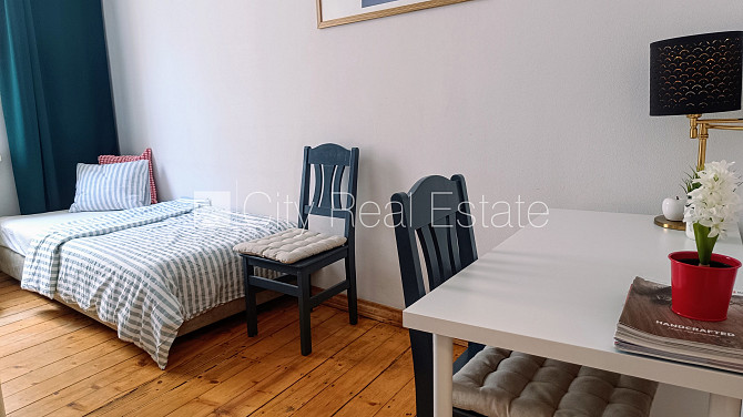 Деревянный дом, фасадный дом, закрытый двор, вход со двора, мансарда, окна выходят Рига - изображение 10