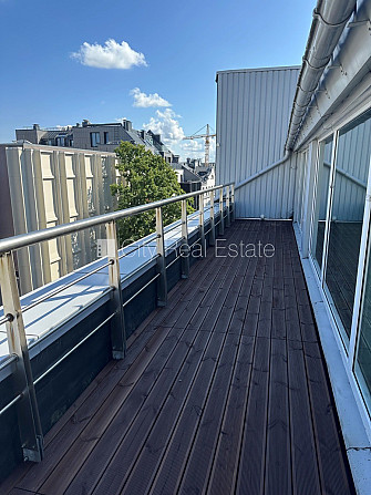 Labiekārtots apzaļumots pagalms, pazemes autostāvvieta, apsargāta teritorija, ieeja no ielas, Rīga - foto 14