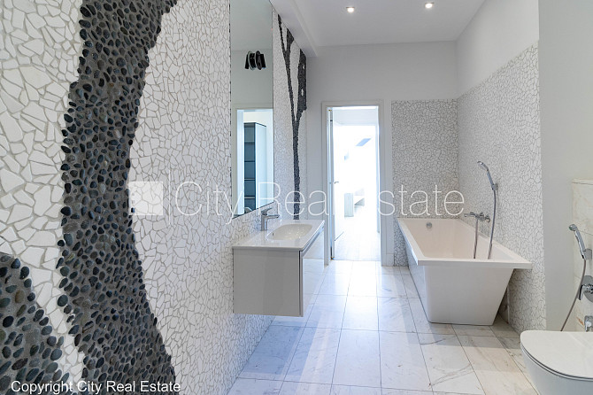 Jaunceltne, fasādes māja, slēgts pagalms, līdz tuvākajai autostāvvietai 70 m, ieeja no Rīga - foto 13