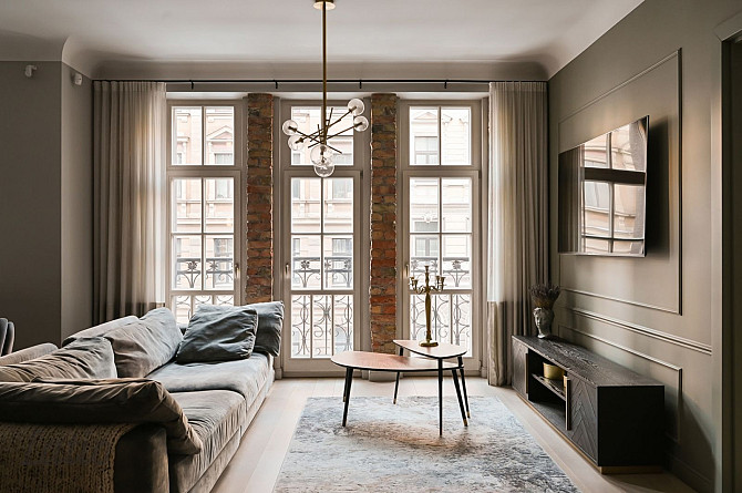 Īrei pieejams elegants un plašs 4-istabu dzīvoklis Rīgas centrā, vienā no skaistākajām Rīga - foto 3