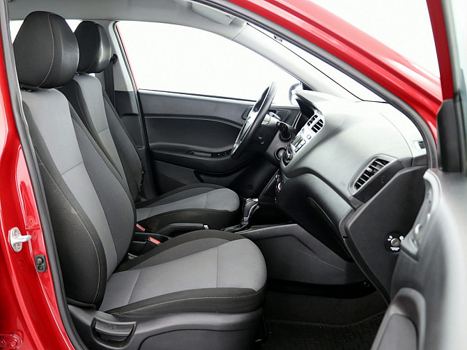 Hyundai i20 Elegance ATM 1.4 74kW Таллин - изображение 6