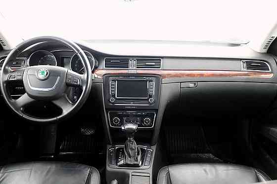 Skoda Superb Highline ATM 2.0 TDI 103kW Таллин