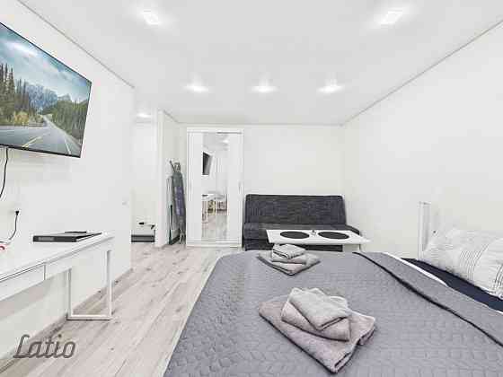 Pārdod 1 istabas dzīvokli Ķengaragā. Tiek piedāvāts gaišs un ļoti silts dzīvoklis ar ērtu plānojumu, Rīga