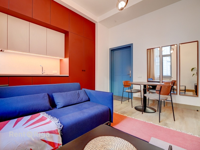 Stilīgs un moderns dzīvoklis Rīgas centrā.  Piedāvājumā ir elegants, dzīvoklis ar unikālu Rīga - foto 5