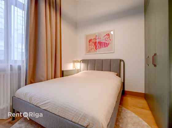 Stilīgs un moderns dzīvoklis Rīgas centrā.  Piedāvājumā ir elegants, dzīvoklis ar unikālu dizainu, k Rīga