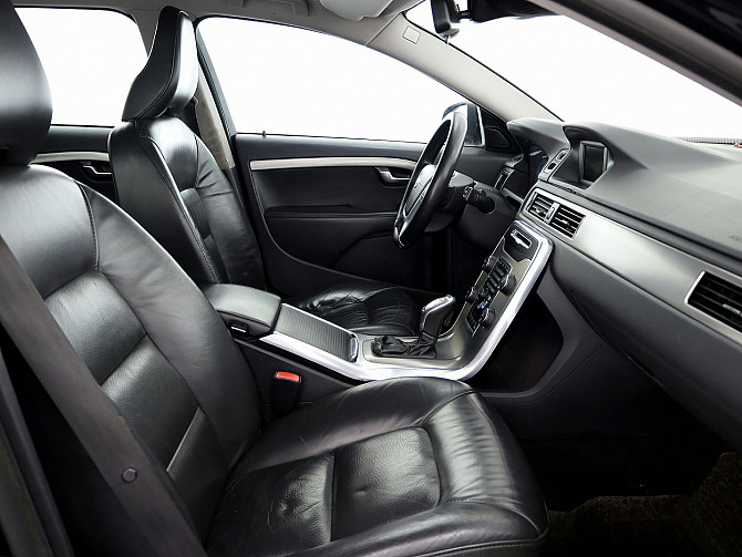 Volvo V70 Summum Facelift ATM 2.0 157kW Таллин - изображение 6