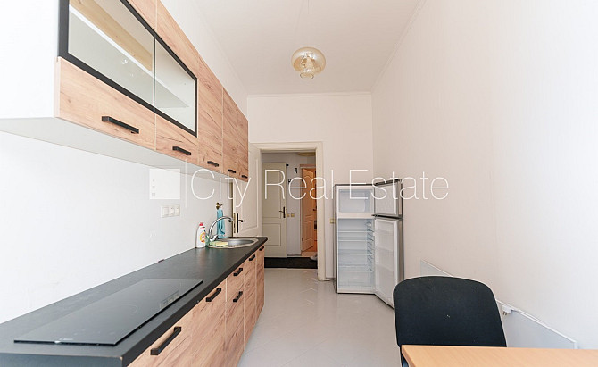 Pagalma māja, slēgts pagalms, logi vērsti mājas abās pusēs, istabas izolētas 2 gab., Rīga - foto 20