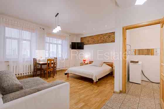 Эта квартира сдается в аренду посуточно (краткосрочная аренда), стоимость аренды Рига