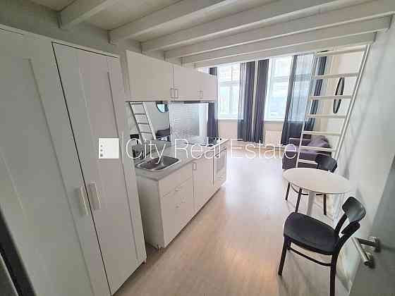 Фасадный дом, реновированный дом, благоустроенная озеленённая территория, Рига