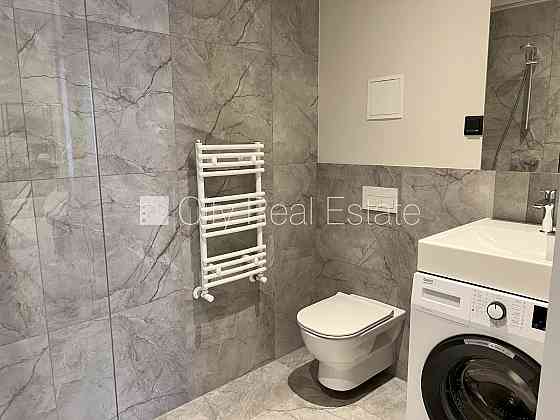 Центральное отопление, полная отделка , покрашенные стены, паркетный пол, Rīga